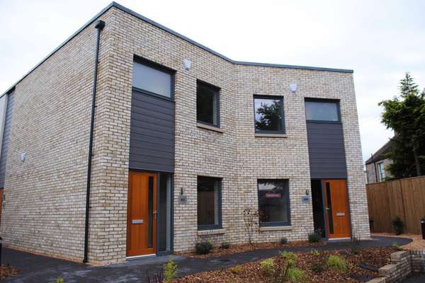 New Flats And Refurbishment At Davidson's Mains, Edinburgh